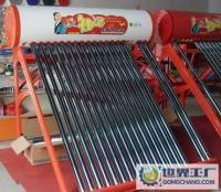 山東臨沂廠(chǎng)家直銷(xiāo)知浴陽(yáng)光太陽(yáng)能溫暖30管熱水器_家用電器_世界工廠(chǎng)網(wǎng)中國(guó)產(chǎn)品信息庫(kù)